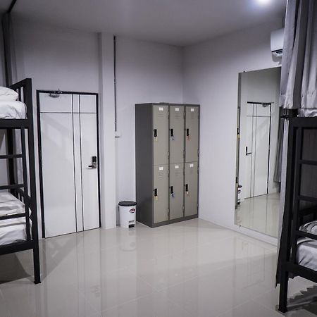 Zen Hostel Chiangmai Chiang Mai Zewnętrze zdjęcie
