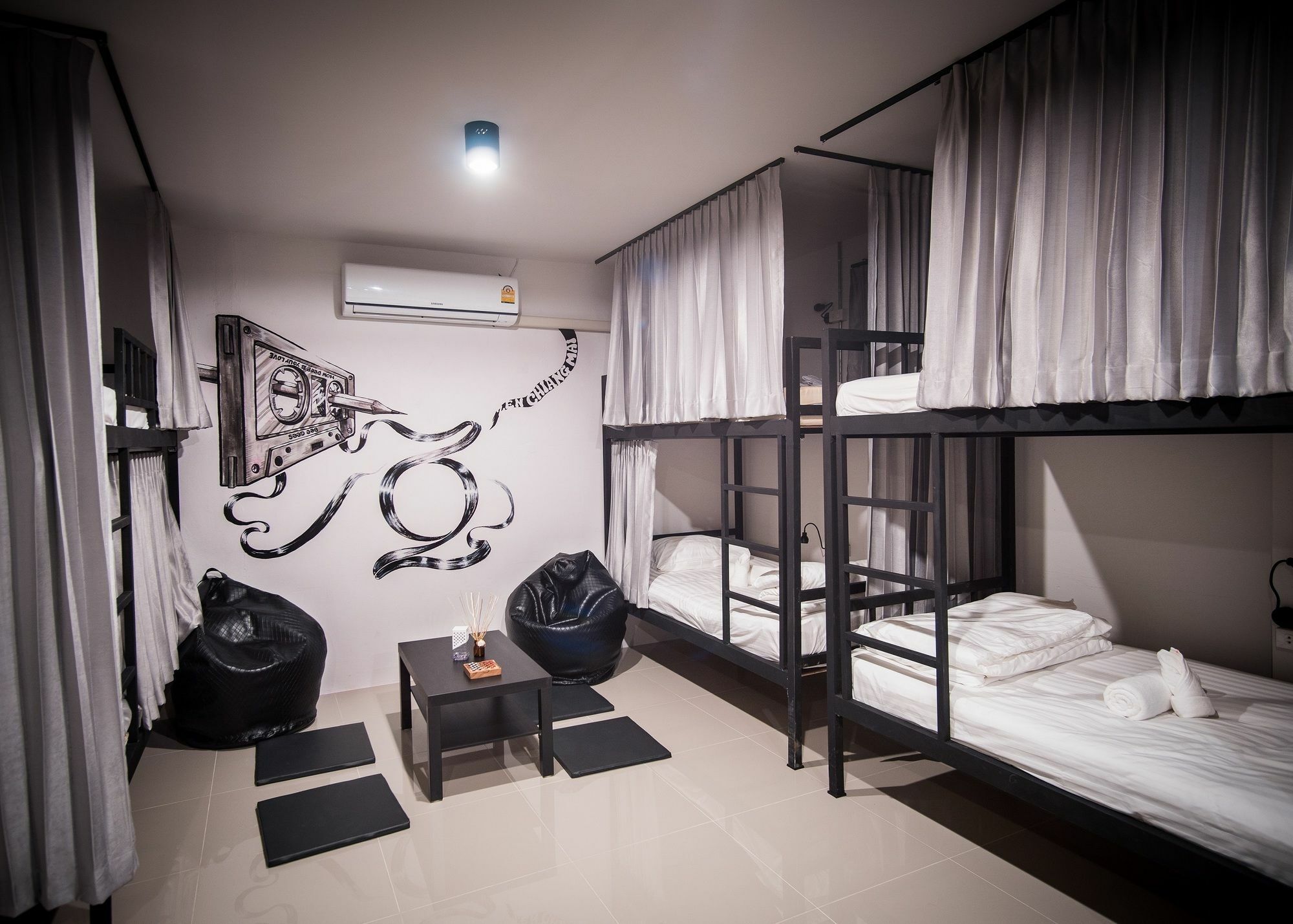 Zen Hostel Chiangmai Chiang Mai Zewnętrze zdjęcie